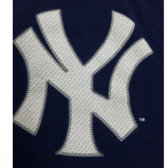 New York Yankees Derek Jeter T-Shirt - Picture 5 of 9